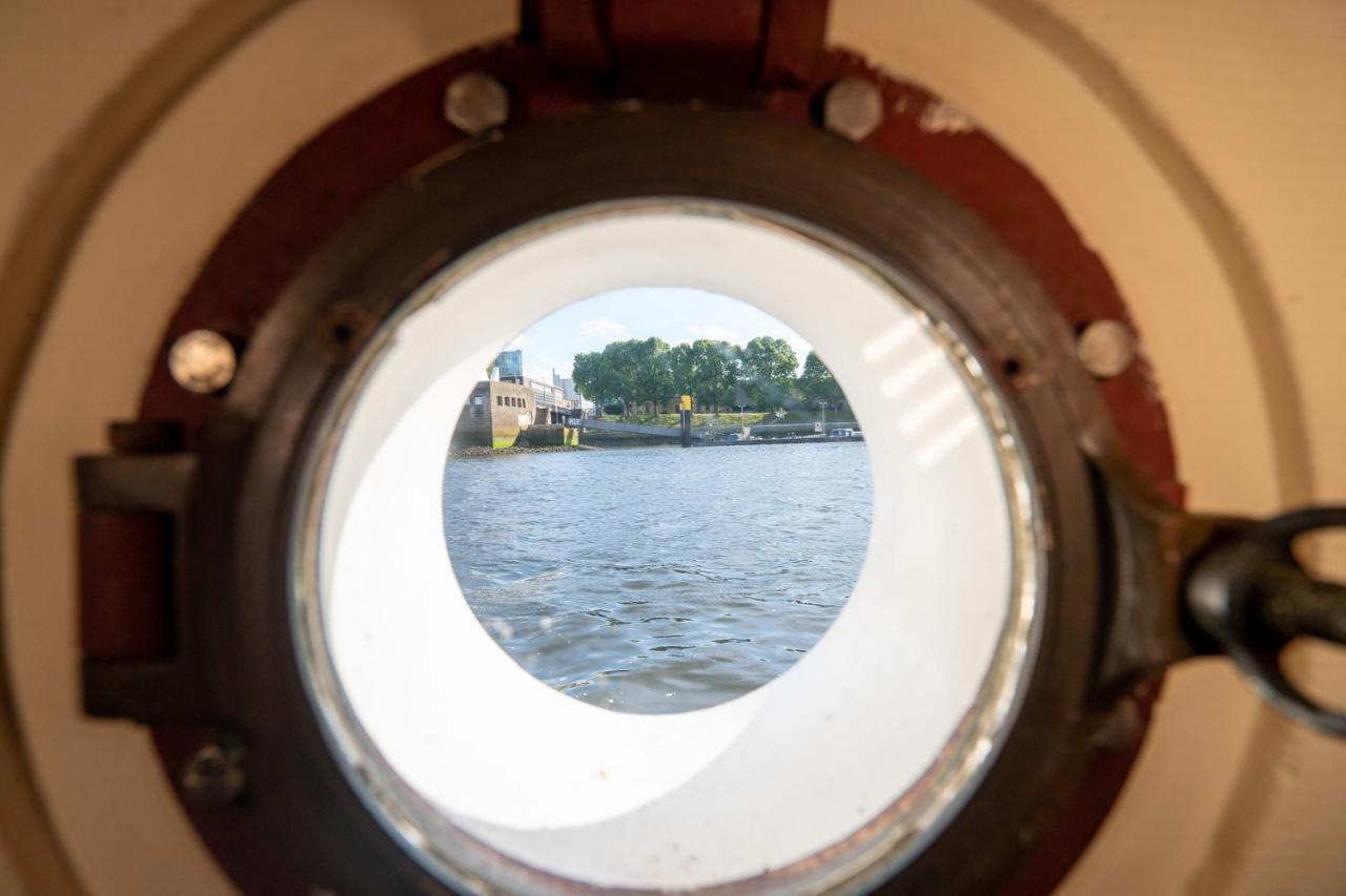 Kuestenmotorschiff Aventura Бремен Экстерьер фото